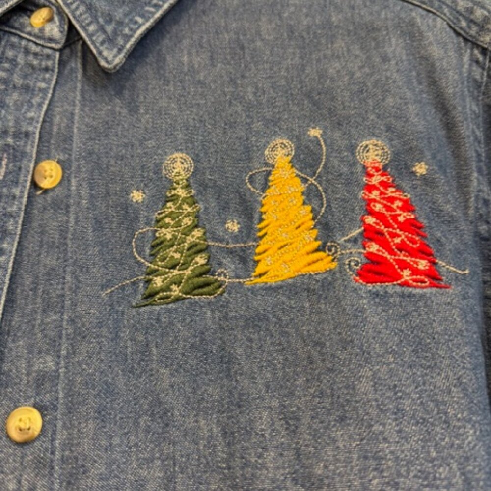 Vintage Holiday Appliqué Embroidered Blue Button-Down Shirt Size L. - Picture 3 of 13